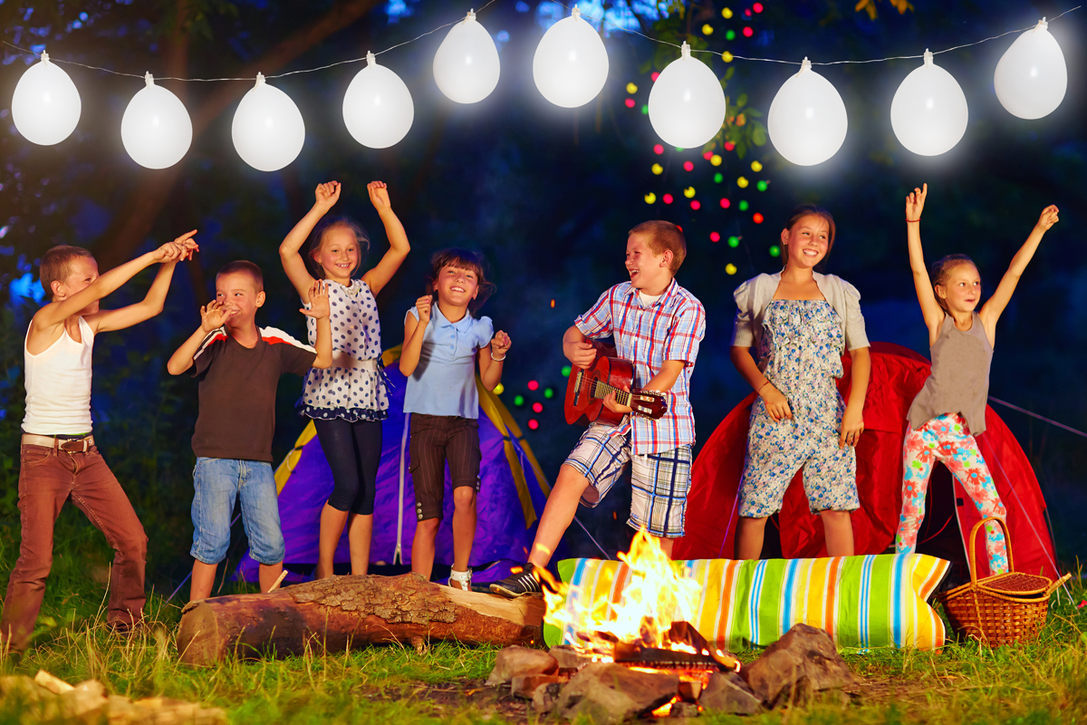 Witte Ballonnenslinger met instelbaar LED 4m